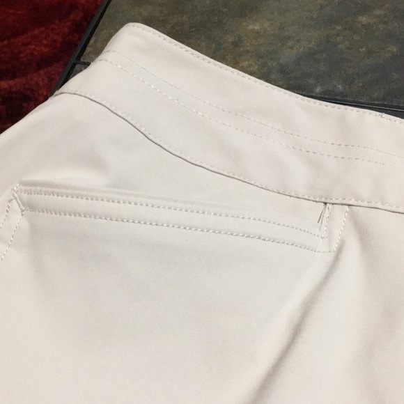 Tail Golf shorts size 6 - Picture 4 of 9